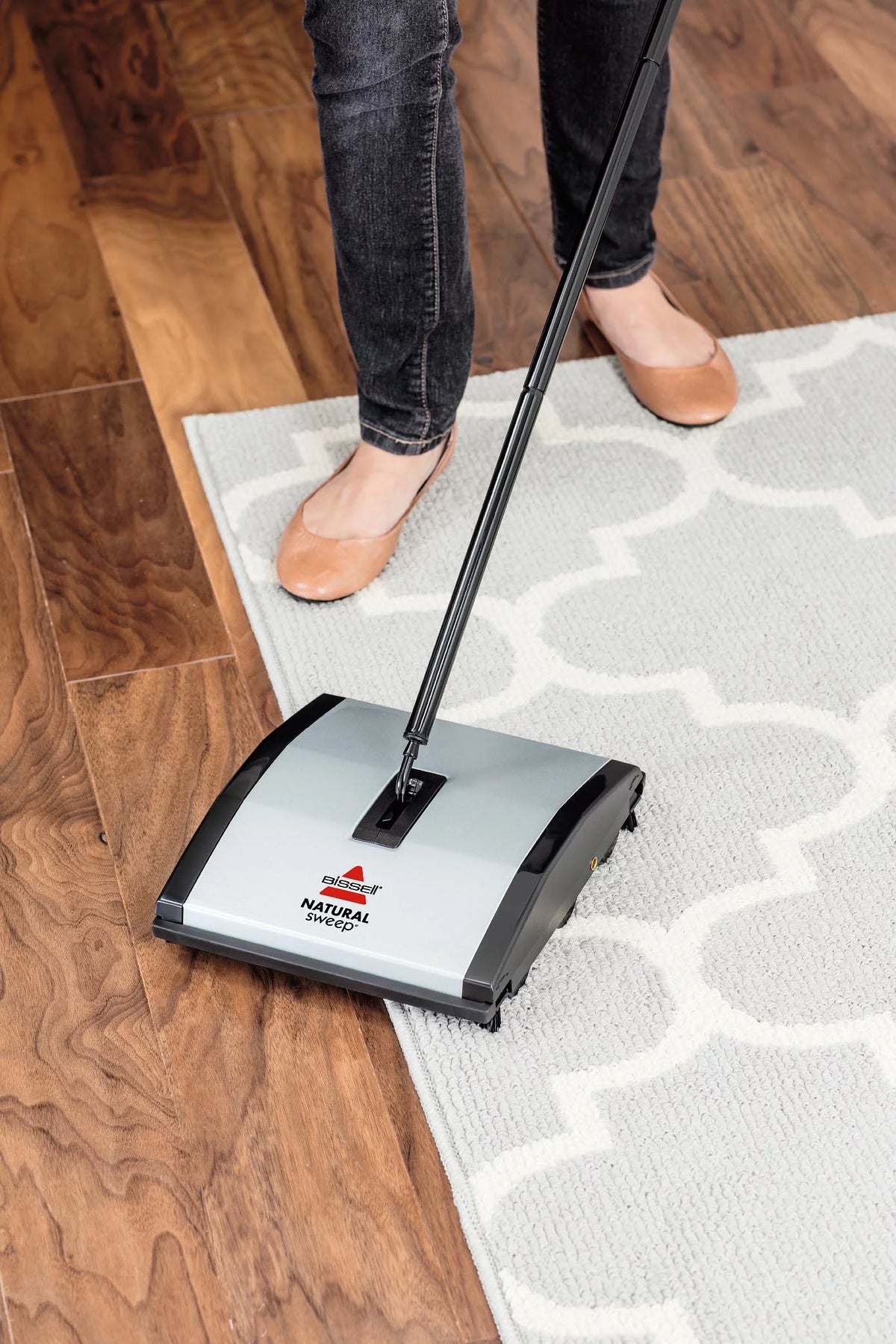 Natural Sweep Carpet & Floor Manual Sweeper H8913
