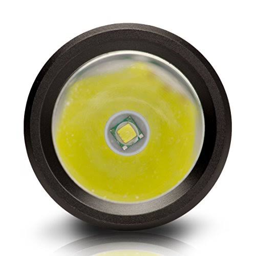 Rechargeable LED Flashlight V871796