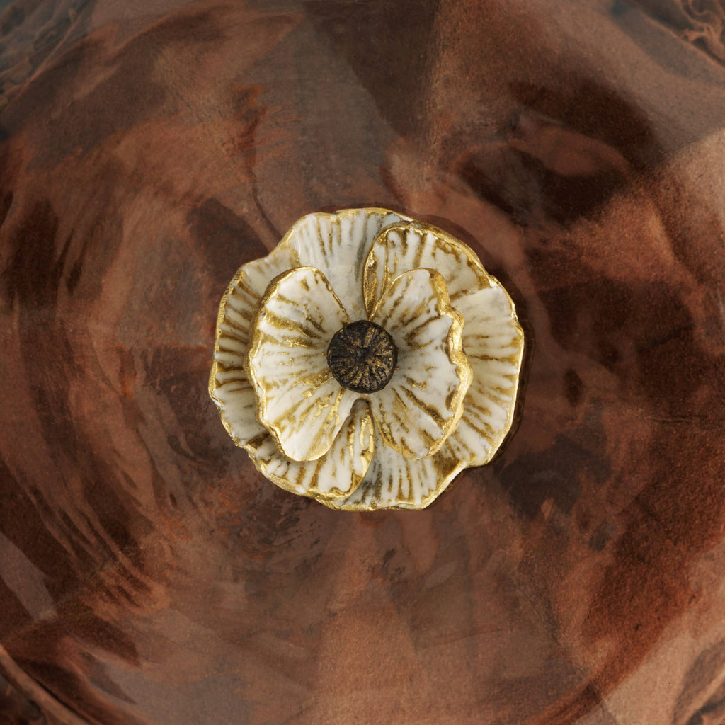 Cake Stand with Dome A566307