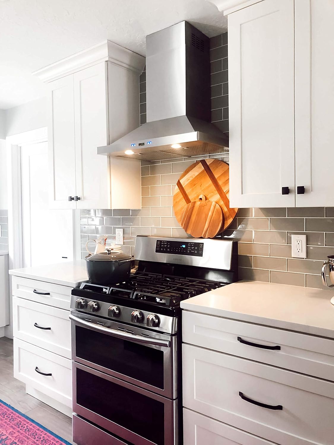 24" 600 CFM Wall Range Hood H24490