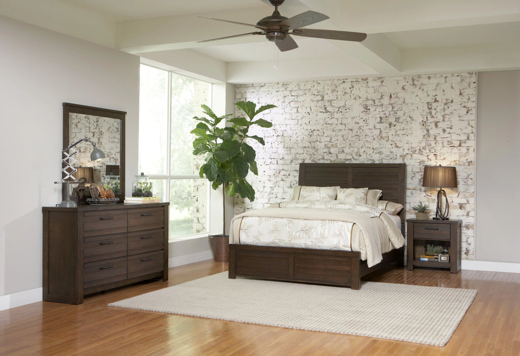 Queen Bed with Dresser, Mirror, Nightstand in Espresso K91932