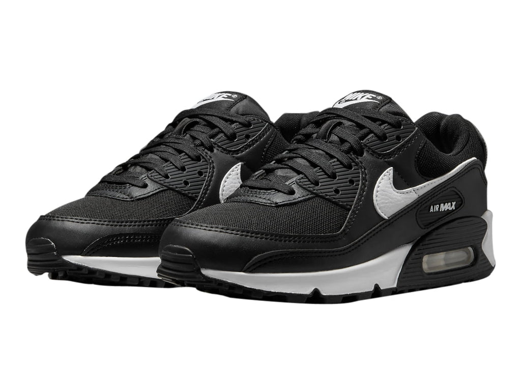 Women's Black White Sneakers A910340