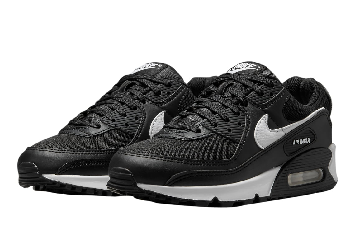 Women's Black White Sneakers A910340