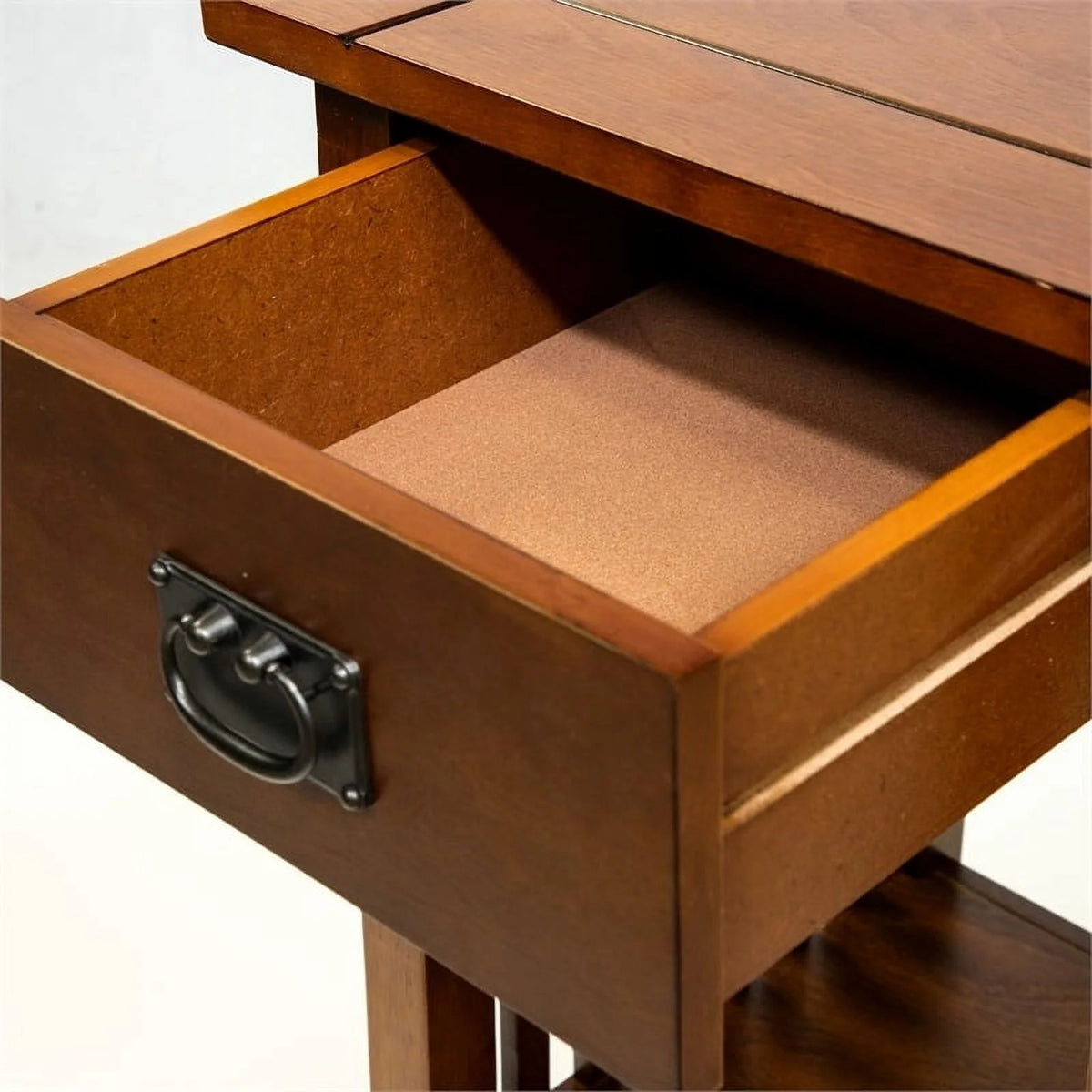 1 Drawer Farmhouse Wood End Table in Antique Oak N567526