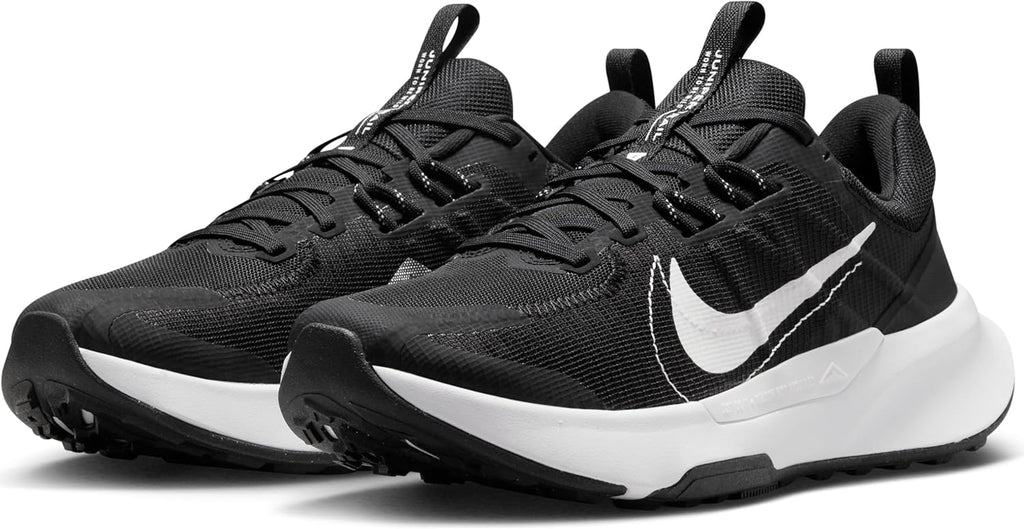 Black/White Trail-Running Shoes G747
