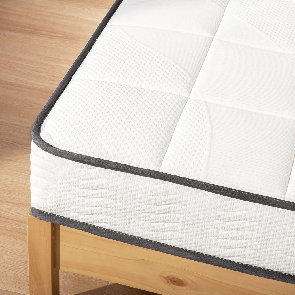 8 Classic Bonnell Spring Mattress with Comfort Foam Top Full K773