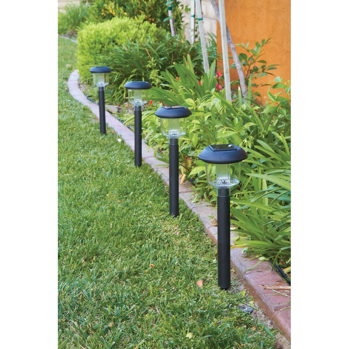 Solar LED Pathway Lights 4 Pack B289