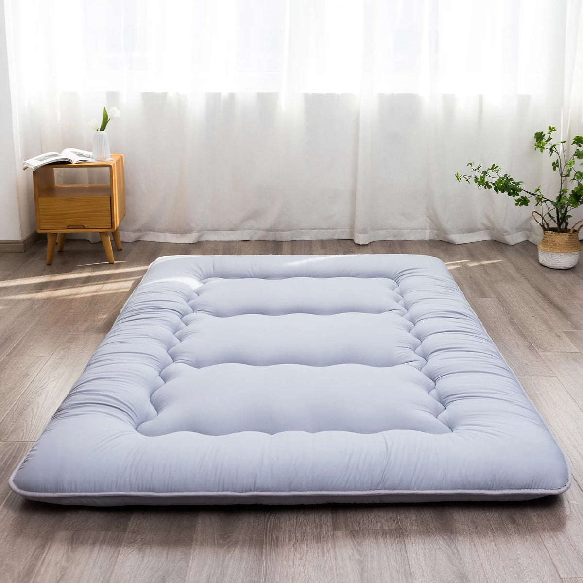 Black Twin Size Japanese Floor Mattress N25204