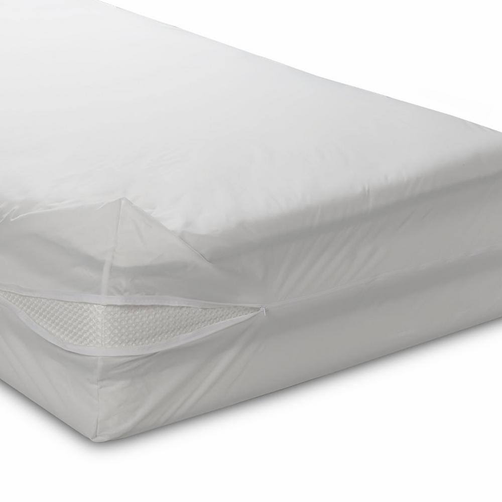 White Full Mattress Cover U83131