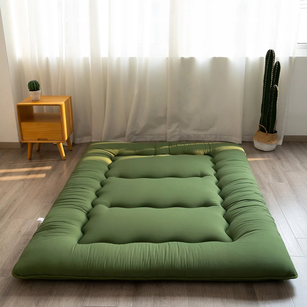 Black Twin Size Japanese Floor Mattress N25204