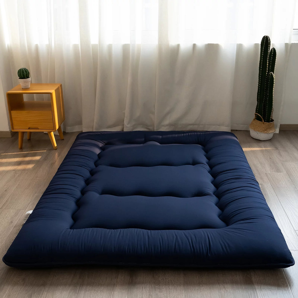 Black Twin Size Japanese Floor Mattress N25204