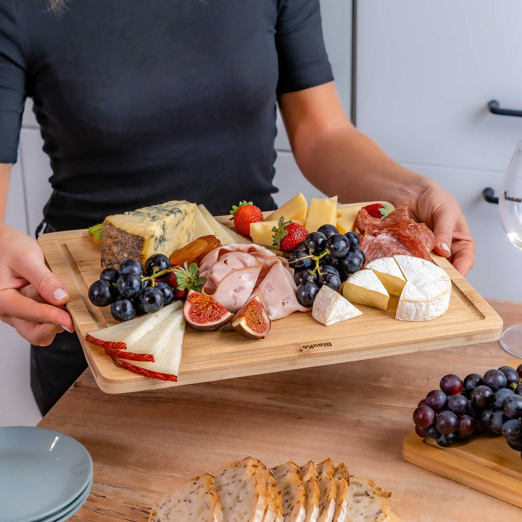 15x10" Bamboo Cutting Board with Juice Groove and Handles Q993120