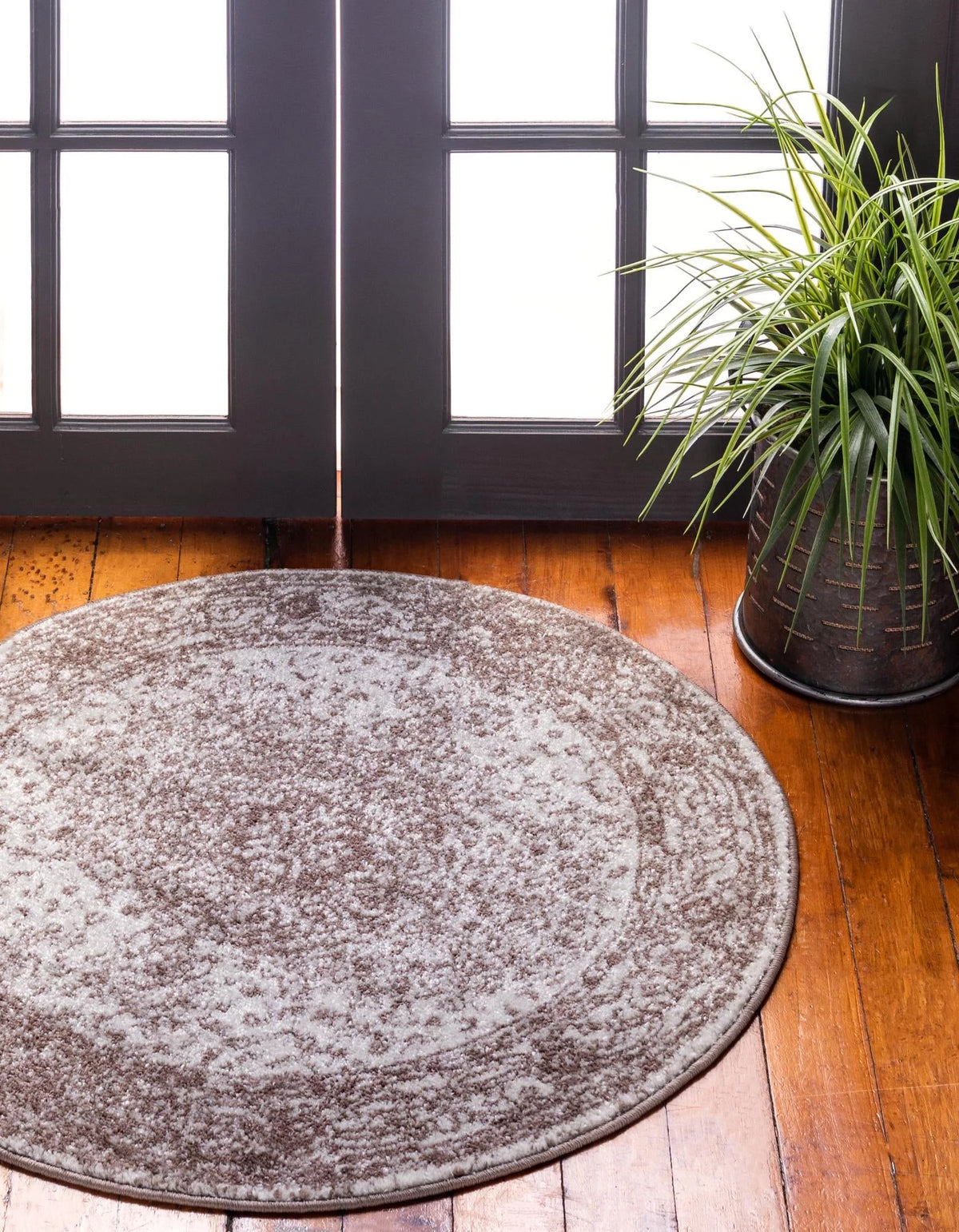 Light Brown Ivory 5' 1 Round Medallion Rug N519625