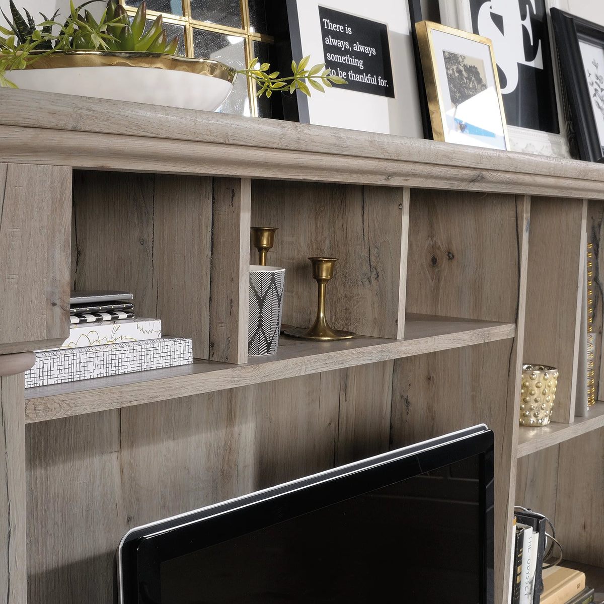 Computer Desk With Hutch L9461