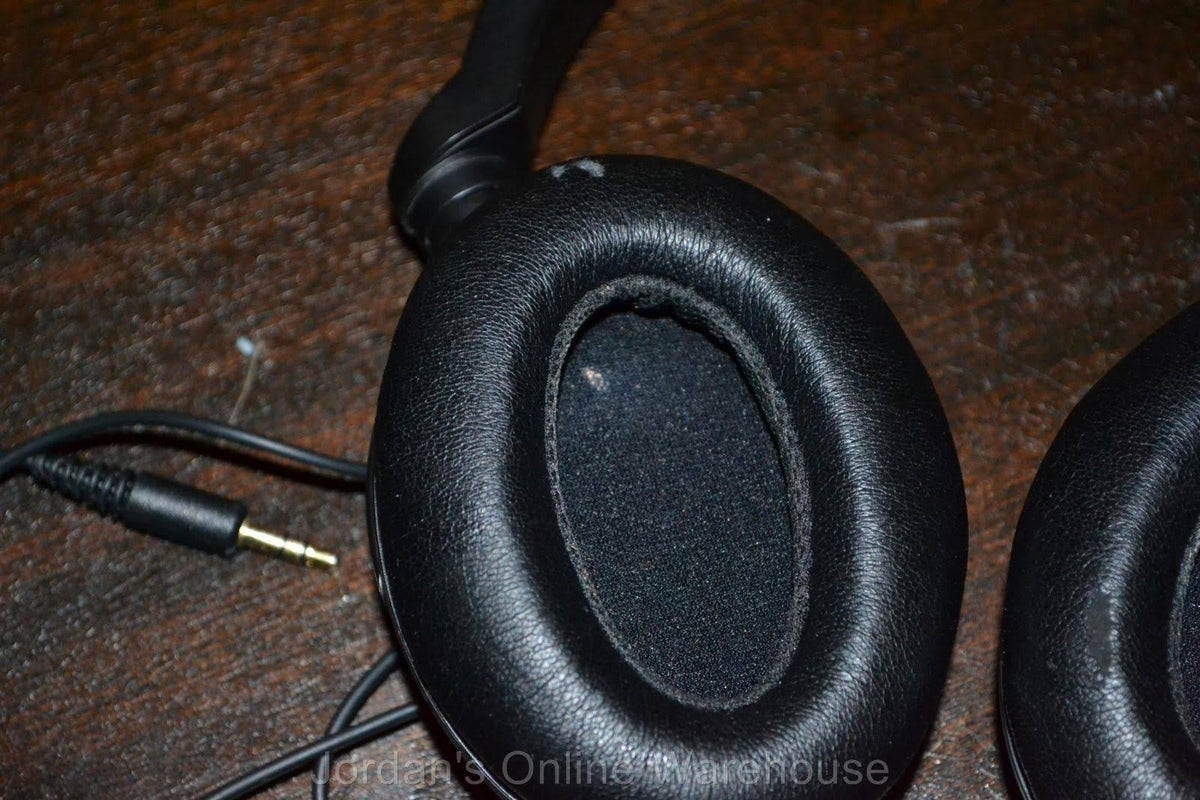 Active Noise Cancelling Headphones A29885