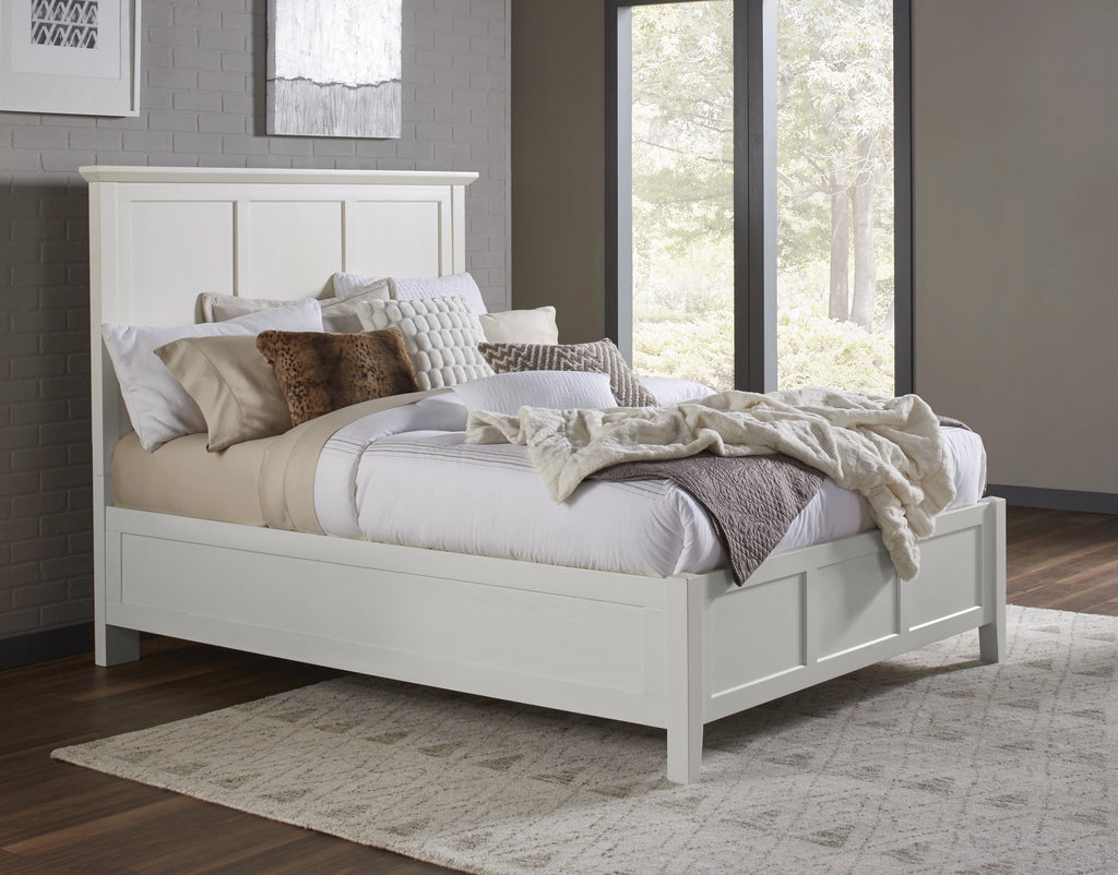 Cal King Bed in White Mahogany B425617